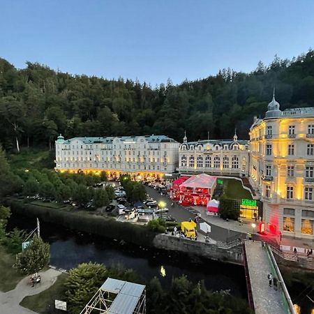 Riverside Apartment Karlovy Vary Eksteriør bilde